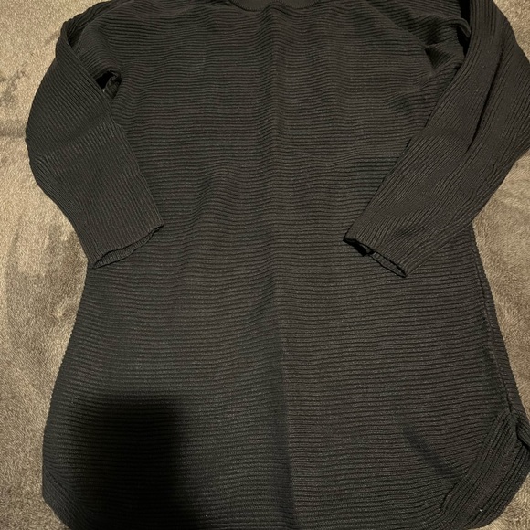 Sweaters 2 - Picture 3 of 3